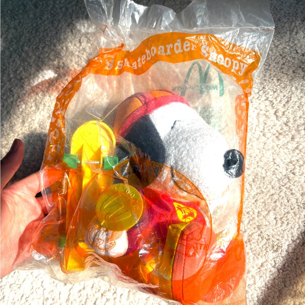 New in Bag Rare Vintage 1980s Snoopy Skateboarder Plush Toy - Multicolor